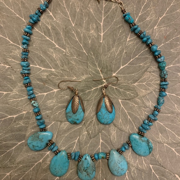 Turquoise Tear Drop necklaces - Picture 11 of 13